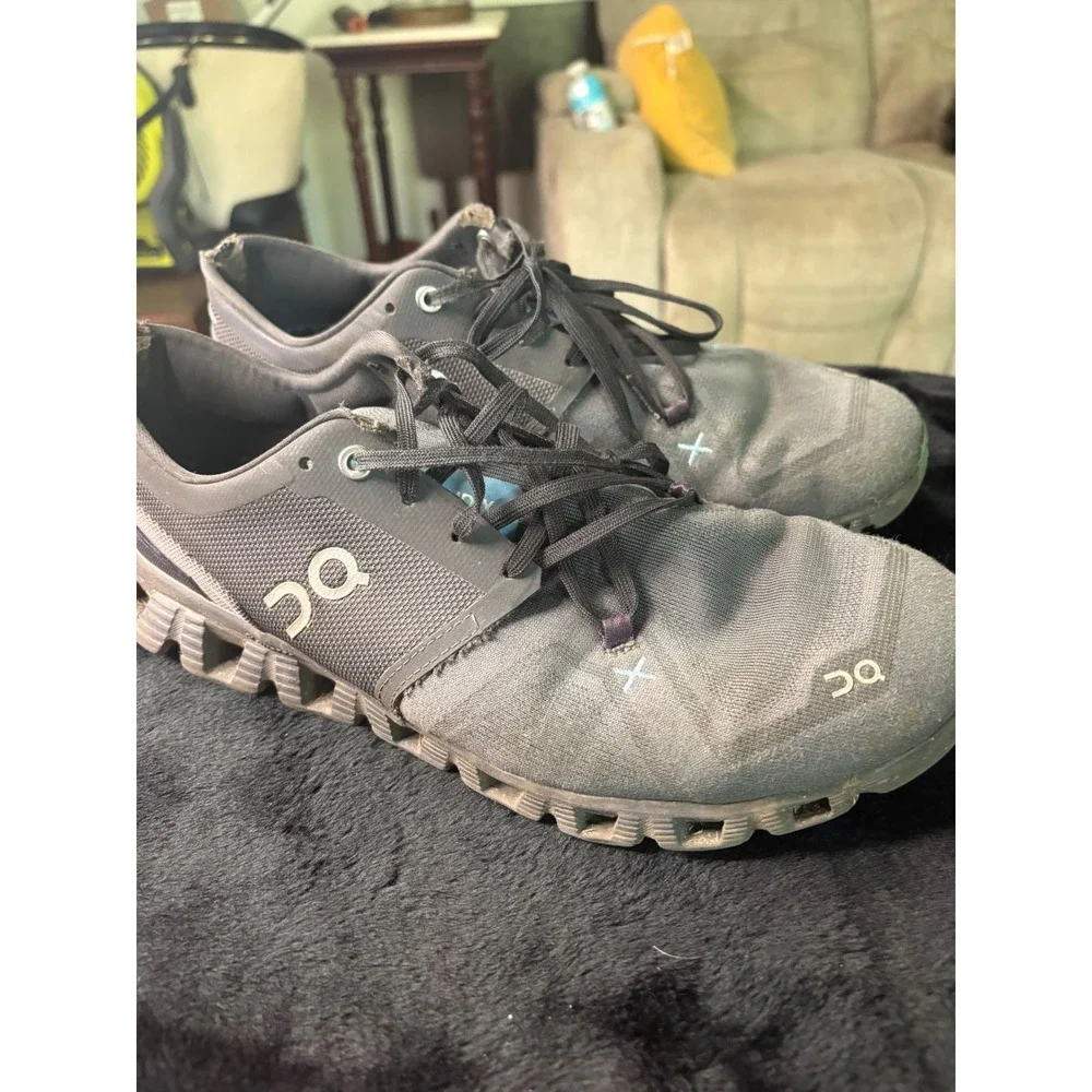 On Running Cloud X Mens Training Shoes Grey Black Blue US 9 EU 42.5
